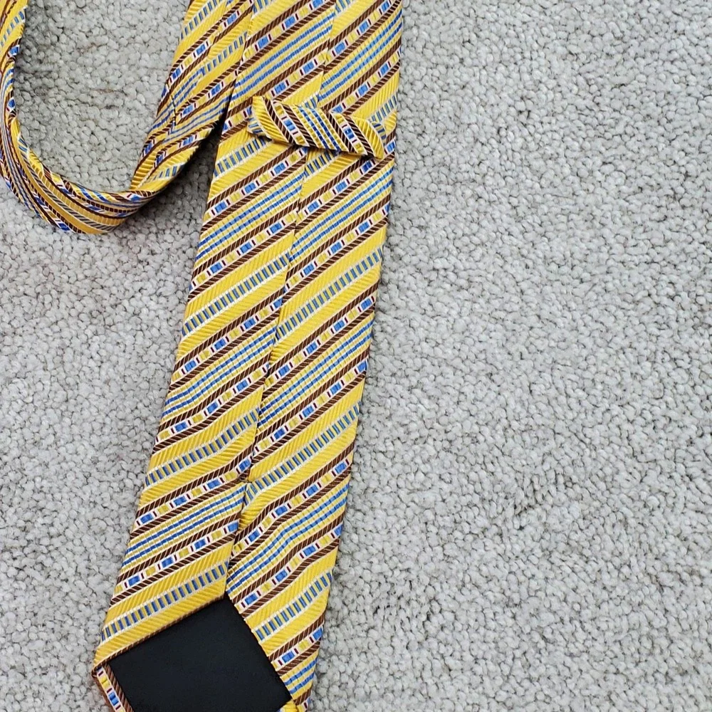 The Metropolitan Museum‎ of Art Necktie Mens Yellow Multi Diagonal Stripes Silk